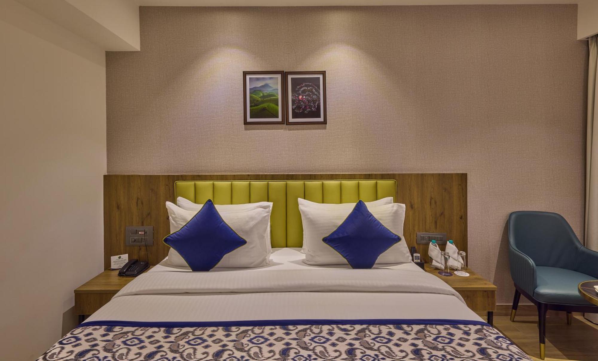 Grand Continent Hebbal A Sarovar Portico Affiliate Hotel Bangalore Exterior foto